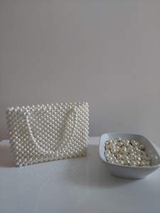 Posavasos de Cuentas de Vidrio Hechos a Mano - Diseño Cuadrado Clásico de 4x4 Pulgadas con Base de Poliéster, Regalos Religiosos Portátiles para Iglesia por MS HANDICRAFT - Product Image 4