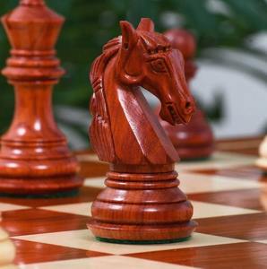 Pièces d'échecs artisanales de la série Columbian Staunton en bois de palissandre et de buis, jeu d'échecs avec boîte, roi de 3,8 cm à prix avantageux - Product Image 1