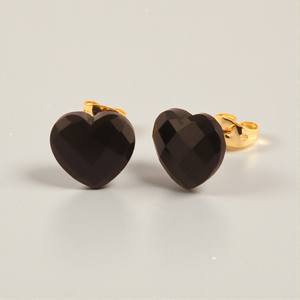 Élégantes boucles d'oreilles clous en forme de cœur pour femme, en onyx noir facetté, plaqué or, bijoux de mode en moissanite, cadeau pour elle - Product Image 1