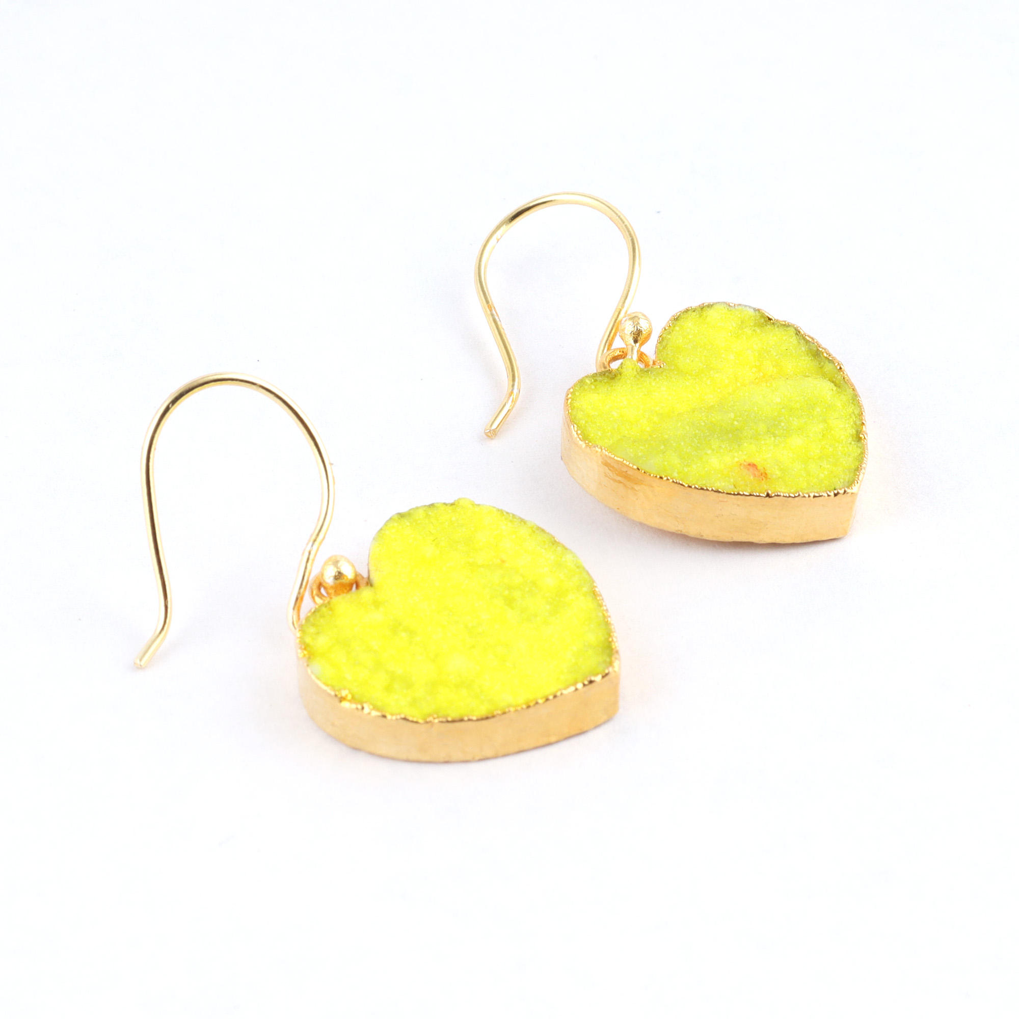 สีเหลือง