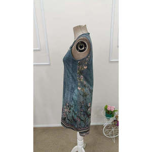Vestido Corto con Tirantes y Escote en V para Mujer, con Detalle de Ojales y Estampado, 35417 - Verde - Product Image 5