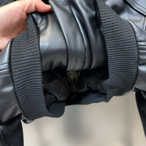 OEM logotipo personalizado moda calle Crop Varsity chaqueta personalizada mujer moda PU algodón bombardero chaqueta de cuero - Product Image 3