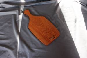 Planche à fromage en bois de meilleure qualité avec couteau en acier inoxydable, idéale pour toutes les occasions - Product Image 3
