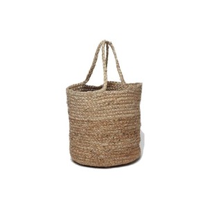 Plateau carré en rotin fabriqué à la main-Beauté naturelle et conception de stockage pratique Durable et écologique - Product Image 6