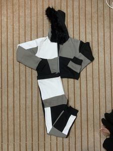 Conjunto de 2 Piezas Extra Grande para Mujer, Pantalones Joggers con Hombros Caídos, Sudadera con Capucha Bordada, Corte Ajustado, 100% Algodón Felpa - Product Image 5