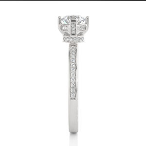 แหวนหมั้นเพชรสีขาว14K ที่ซ่อนอยู่แหวนเพชรรูปทรงกลมสำหรับปลูกในห้องปฏิบัติการ - Product Image 3