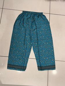 Pantalones de seda Flowy Palazzo, pantalones de pierna ancha de estilo retro, estilo bohemio, moda de Festival, estilo de hechizo gitano, estilo vintage de los años 90 - Product Image 3