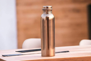 Vaso de Cobre 100% Puro Aislado de 1000 ml de Capacidad, Ecológico, Hecho a Mano, con Tapa Clásica, Estilo Ejecutivo para Uso Diario al Aire Libre - Product Image 4