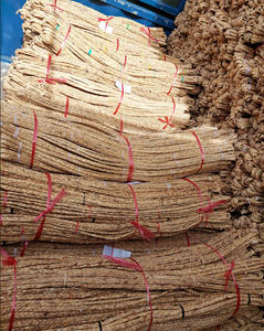 Corde en jacinthe d'eau tressée à la main 100% naturelle pour les projets de bricolage et la décoration intérieure - Product Image 6