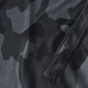 T-shirt camouflage coupe athlétique pour homme T-shirt camouflage forêt audacieux et confortable Vêtements d'extérieur classiques pour hommes - Product Image 5
