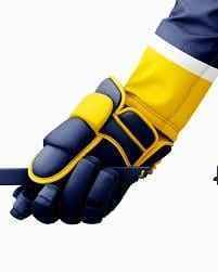 Gants de hockey sur glace de haute qualité fabriqués par des professionnels Service OEM pour les produits de hockey sur glace - Product Image 2