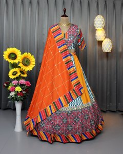 Designer exclusif Lehenga Choli pour les femmes Partywear Collection de mariage Bollywood Style Navratri tenue indienne en gros - Product Image 5