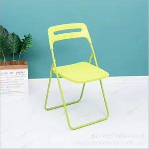 Silla Plegable de Plástico para Eventos: Solución de Asientos Fácil de Transportar para Bodas, Reuniones y Picnics - Product Image 3