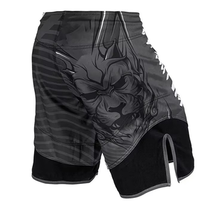 Short d'entraînement MMA durable et confortable pour des entraînements intenses en noir avec un design moderne - Product Image 4