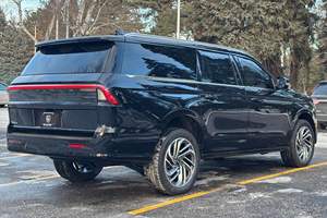 USADO LHD/RHD 2025 LINC0LN NAVIGAT0R L RESERVE SUV Blindado - Product Image 4