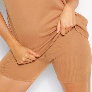 Conjunto Corto Sólido por Encima de la Rodilla para Mujer, Diseño de Última Moda, en Poliéster/Algodón, Transpirable, Antiarrugas, de Alta Calidad, Precio Accesible para Uso Casual - Product Image 4