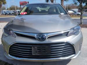 Toyota Avalon Hybrid XLE Premium 2018 Usado en Buen Estado - Product Image 2