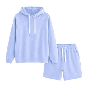 Ensemble de survêtement décontracté deux pièces en coton respirant pour femme, avec sweat à capuche et short, idéal pour l'entraînement et le sport, en maille respirante - Product Image 1