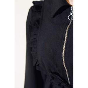 ชุดเดรสมีซิปด้านหน้าจีบสีดำ - Product Image 1