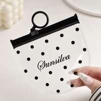 Individuelles Logo PVC-Schmuckbeutel Transparenter PVC-Reißverschlussbeutel Kleine Verpackung Großhandel Wasserdichte Ringe Ohrringe Wiederverschließbare Zip-Lock-Tasche