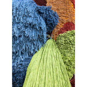 Tapiz y Arte Mural de Lana y Seda de Bambú Rojo y Naranja con Patrón Abstracto para Decoración del Hogar - Product Image 2