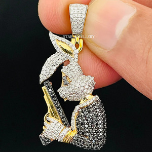 Colgante de conejo de diamante natural de oro macizo de 10K con joyería fina de pistola. - Product Image 5