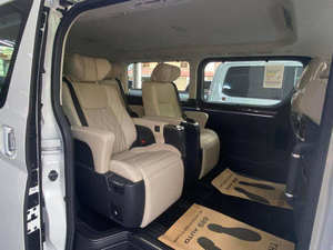 Vehículo 2024 con todas las opciones, importado de Europa, con volante a la izquierda/derecha, disponible con entrega rápida. - Product Image 5