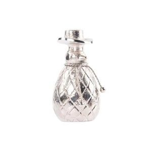 Candelabro Navideño de Aluminio Elegante Hecho a Mano y Personalizado con Forma de Frutas, Diseño Portátil para Decoraciones de Año Nuevo - Product Image 6