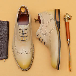 Nouvelles chaussures en cuir brogue pour hommes avec des gravures exquises, chaussures élégantes pour le travail et les occasions décontractées, fabriquées en cuir de vachette de qualité - Product Image 6