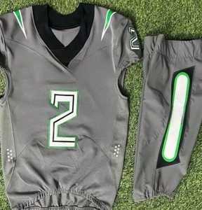 El uniforme de fútbol americano para adultos personalizado más vendido de la más alta calidad hace su propia sublimación de ropa de fútbol - Product Image 6