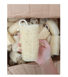 Éponge naturelle en loofah de qualité supérieure, écologique, exfoliante pour le corps, pour un nettoyage en profondeur et une peau lisse et saine - Product Image 1