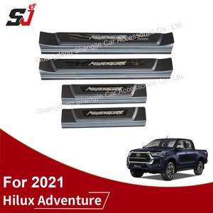 Battitacco Personalizzabile con Logo per Toyota Hilux Adventure Revo Rocco, Protezione per Porte Doppie per Pickup 4X4 - Product Image 3