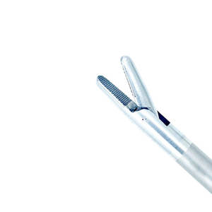 Porte-aiguille laparoscopique de qualité médicale pour suturer et nouer dans les procédures endoscopiques/meilleur porte-aiguille - Product Image 4