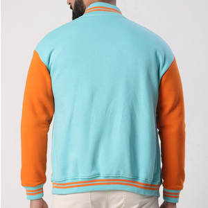 Chaqueta Varsity Retro Elegante para Hombre con Texto en Negrita y Logotipo Bordado - Chaqueta Varsity Informal de Moda para Hombre - Product Image 4