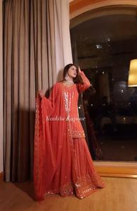 Robe Sharara traditionnelle de créateur en Georgette avec broderies, Salwar Kameez indien pour mariage, fête, tenue de cérémonie, Saint-Valentin - Product Image 3