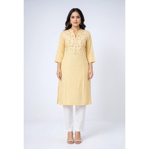 Ilumina tu Colección Étnica Diaria: Nuestra Impresionante Blusa de Verano para Mujer, Amarilla, Bordada, de Popelina de Algodón, Elegante y de Secado Rápido - Product Image 1