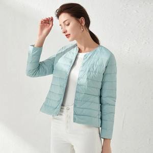 Veste polaire de haute qualité avec logo personnalisé pour femmes Veste d'hiver imprimée OEM Caractéristiques de la lumière sur pied Poches Motif de rue principale - Product Image 1