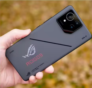 สมาร์ทโฟนเกมมิ่ง Asus ROG Phone 9 Pro 5G รุ่นดั้งเดิม พร้อมหน้าจอ AMOLED ขนาด 6.78 นิ้ว ความละเอียด FHD+ 185Hz / แบตเตอรี่ 5800mAh - Product Image 4