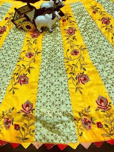 Elegante Premium Mono Satén Seda Lehenga Choli Indio Paquistaní Codificación Lentejuelas pesadas Bordado Trabajo Con Cancan & Canvas Patta - Product Image 4