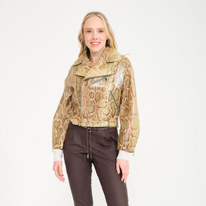 Veste de motard en cuir Python pour femme, veste en cuir à imprimé Python en peau de vache - Product Image 3