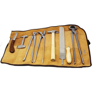 Kit d'outils de maréchal-ferrant professionnel Armandious Instrument vétérinaire pour le toilettage des sabots et l'entretien des chaussures comprend un sac en cuir - Product Image 1