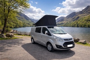 Nueva Autocaravana de Lujo 4x4 para Exteriores con Inodoro, Piso Acrílico y Características Ajustables para Campamentos Todoterreno - Product Image 4