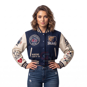Chaqueta Varsity de Lana Premium Personalizada al por Mayor, Chaqueta Letterman Personalizada con Mangas de Cuero Genuino, Chaquetas de Moda Urbana al por Mayor - Product Image 4