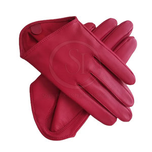 2025 Latest Design High Quality <b>Touch</b> <b>Screen</b> Winter Outdoor Leather <b>Gloves</b> Professional Made Wholesale - Product Image 1
