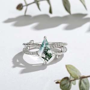 Jeulia Kite Cut <b>Moss</b> <b>Agate</b> <b>Engagement</b> <b>Ring</b> with Leaf Band - Product Image 3