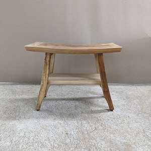 Tabouret de douche en bois massif de teck fabriqué en Indonésie - Product Image 1