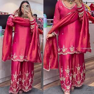 Traje de Verano Holgado Estilo Vintage con Bordado Floral y Lentejuelas, Cintura Natural, Cuello en V, Largo hasta la Rodilla - Product Image 2