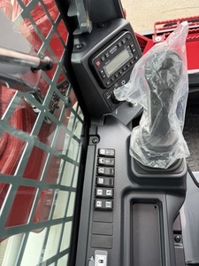 รถตักตีนตะขาบแบบใช้น้ำมันเบนซิน รุ่น 2026 TL12R2 พร้อมลูกปืน KYB - Product Image 3