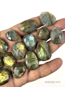 พลอยคาโบชองผสมหลายชิ้นขนาด20ถึง30มม. แบบหลายไฟอัญมณีทรงหลวมตามธรรมชาติ - Product Image 2