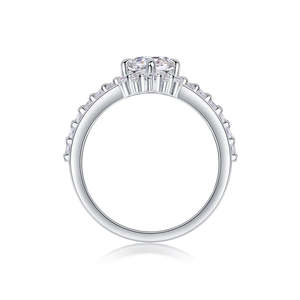 Bague de fiançailles en argent sterling S925 avec diamant CZ rond brillant de 1 carat, alliance torsadée en V avec pierres latérales en forme de couronne - Product Image 6
